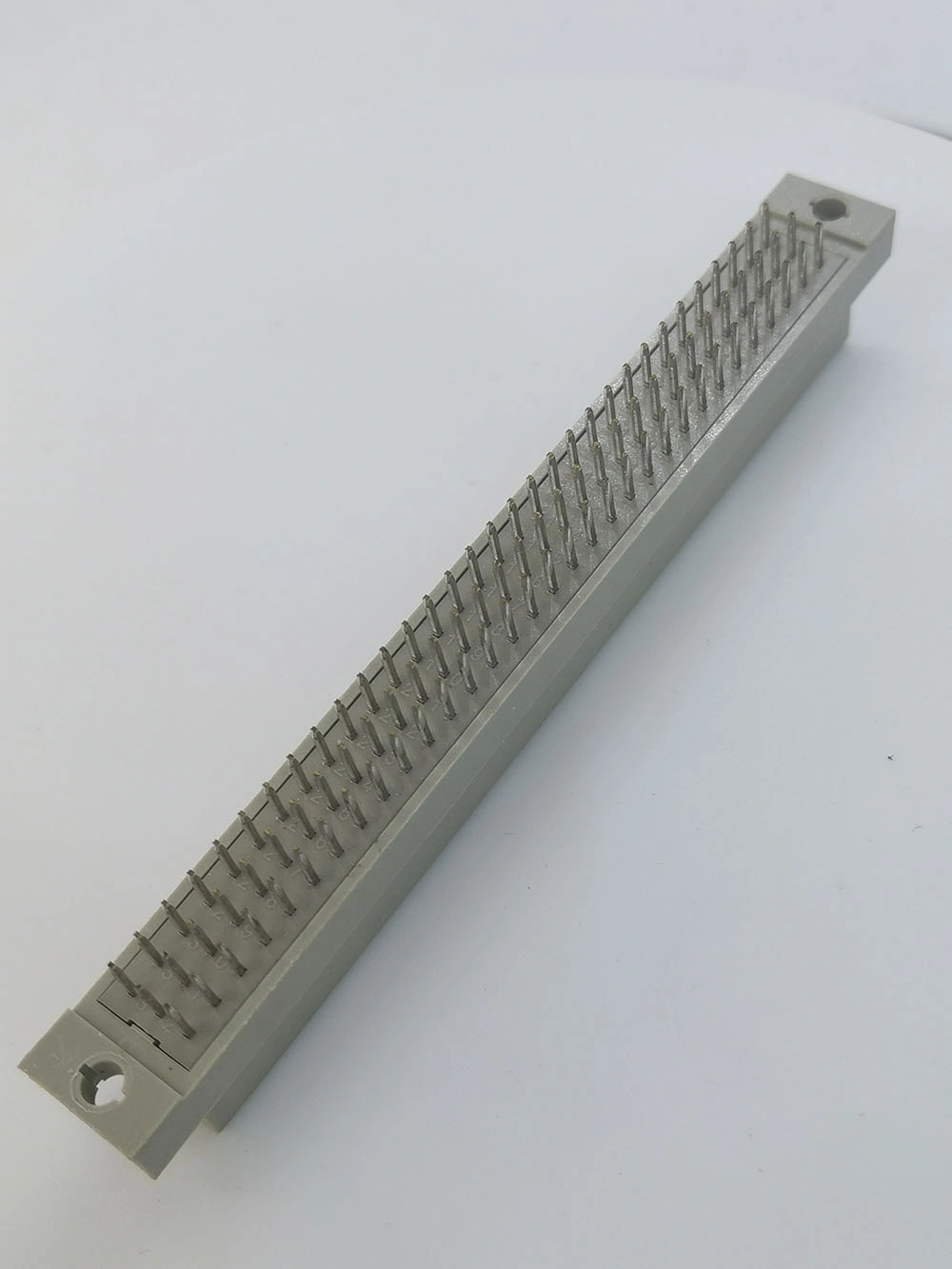 96P Vertical Type-C Female DIN 41612 Connectors