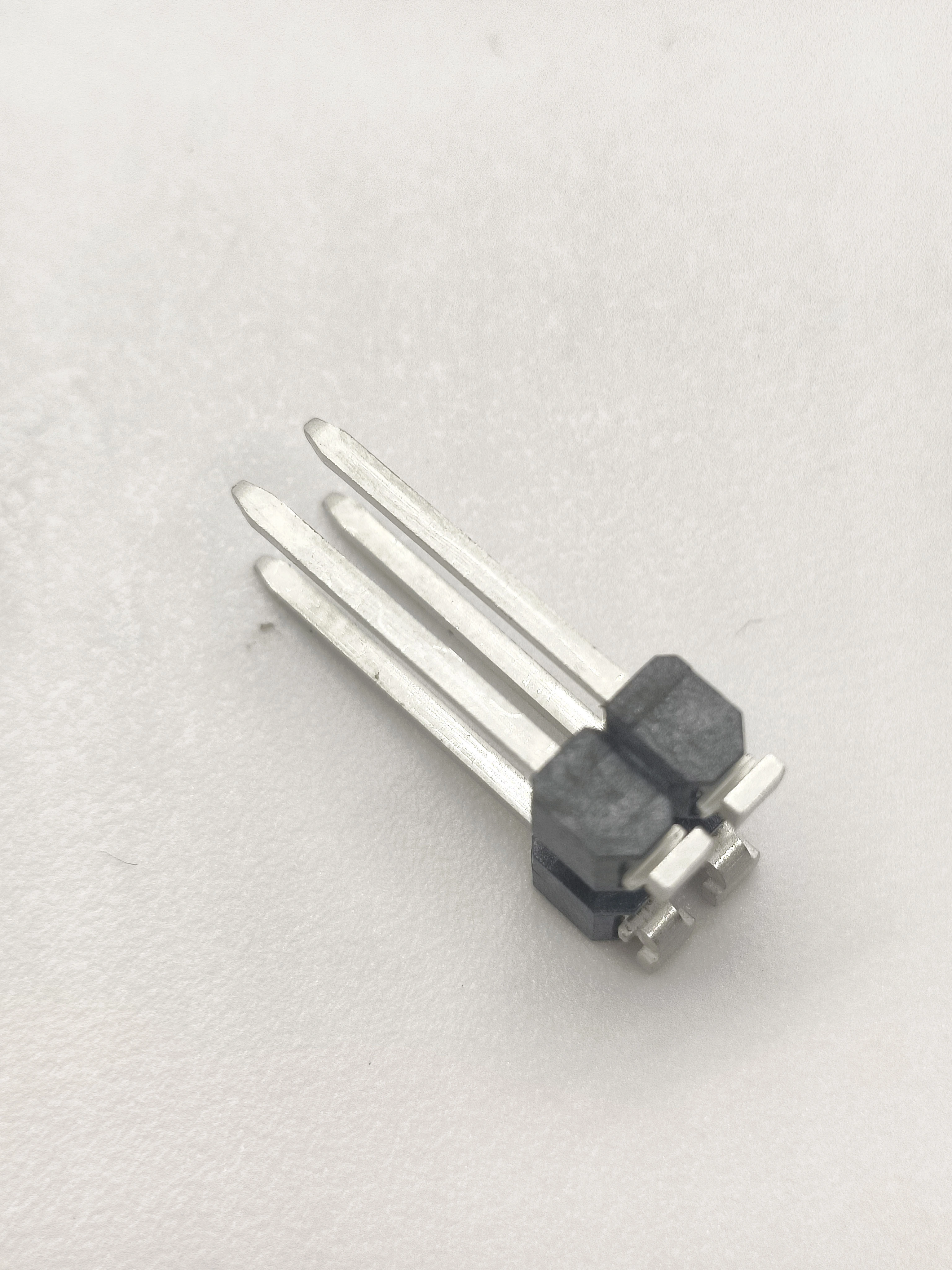 3.5mm 4PIN Automotive Pin Header Dual Row Straight SMT Type