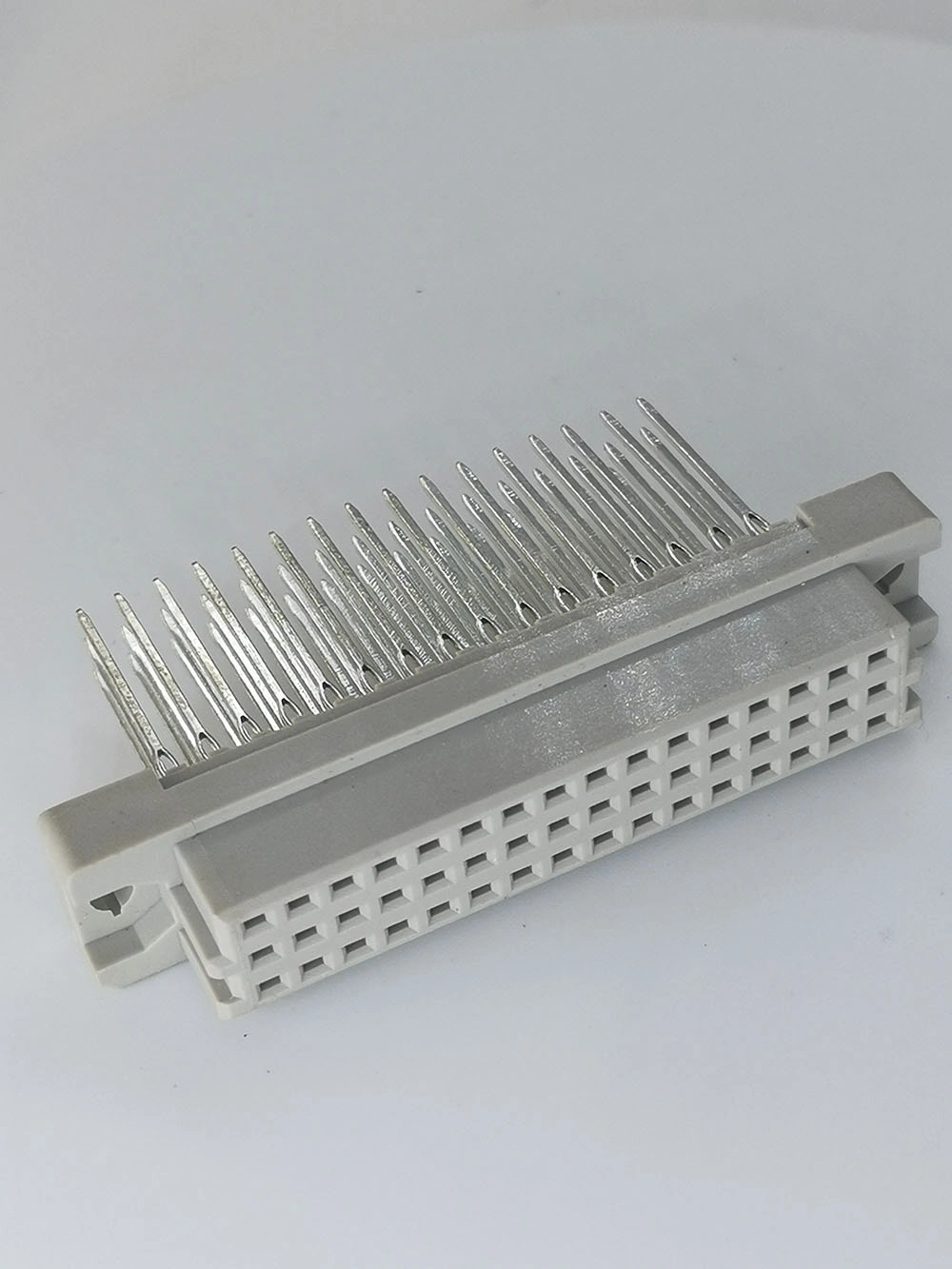 48 Positions Type Half C Press-Fit IEC60603-2 Connectors