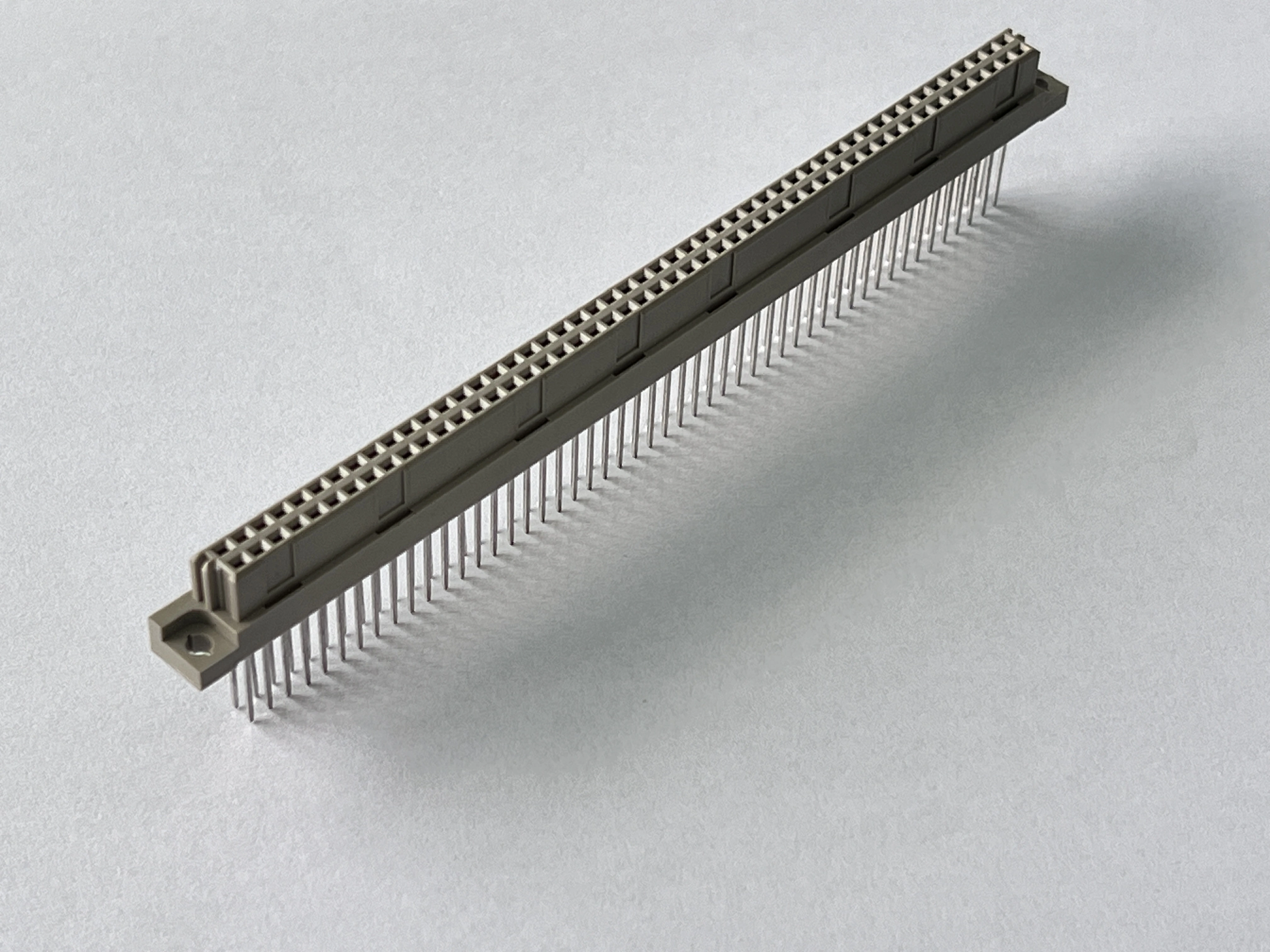 DIN 41612 Vertical Female Type B Connectors 100 Positions