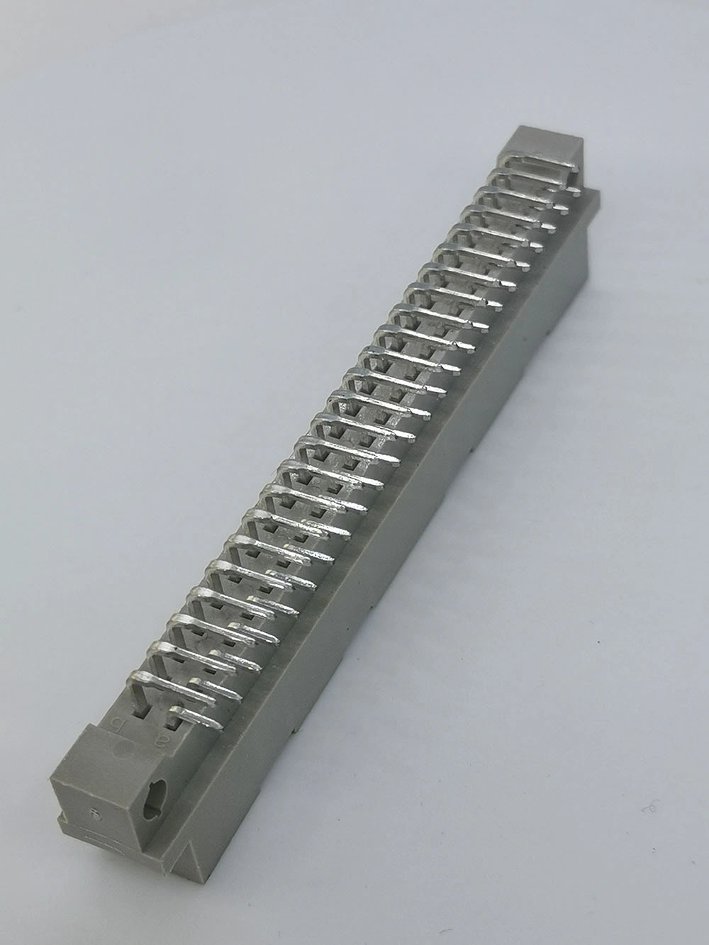 48Pin Right Angle Type B Male DIN41612 Connectors